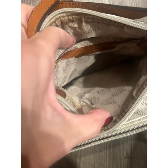 Michael Kors Crossbody Purse - Picture 6 of 11